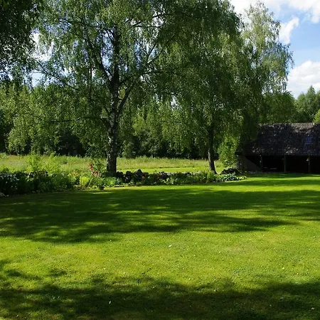 Guest house Udumaee Farm *